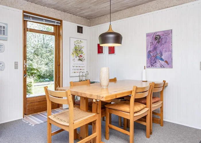 6 Person In Glesborg-by Traum